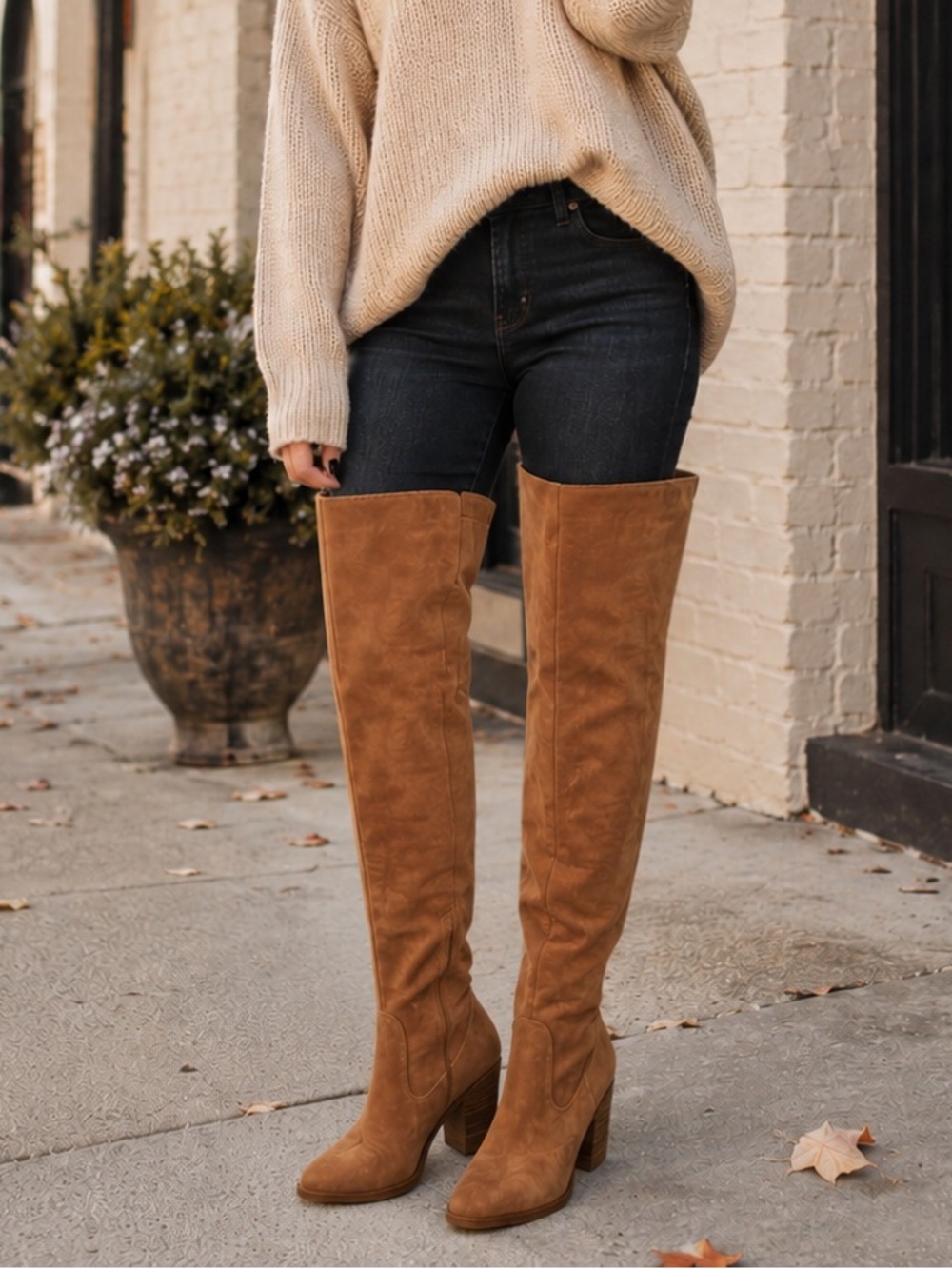 Universal Thread Faux Suede Over-the-Knee Block Heel Boots Size 7 NWT